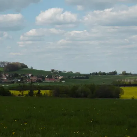 Ferienhof Mit Bergblick Loebau Exterior photo